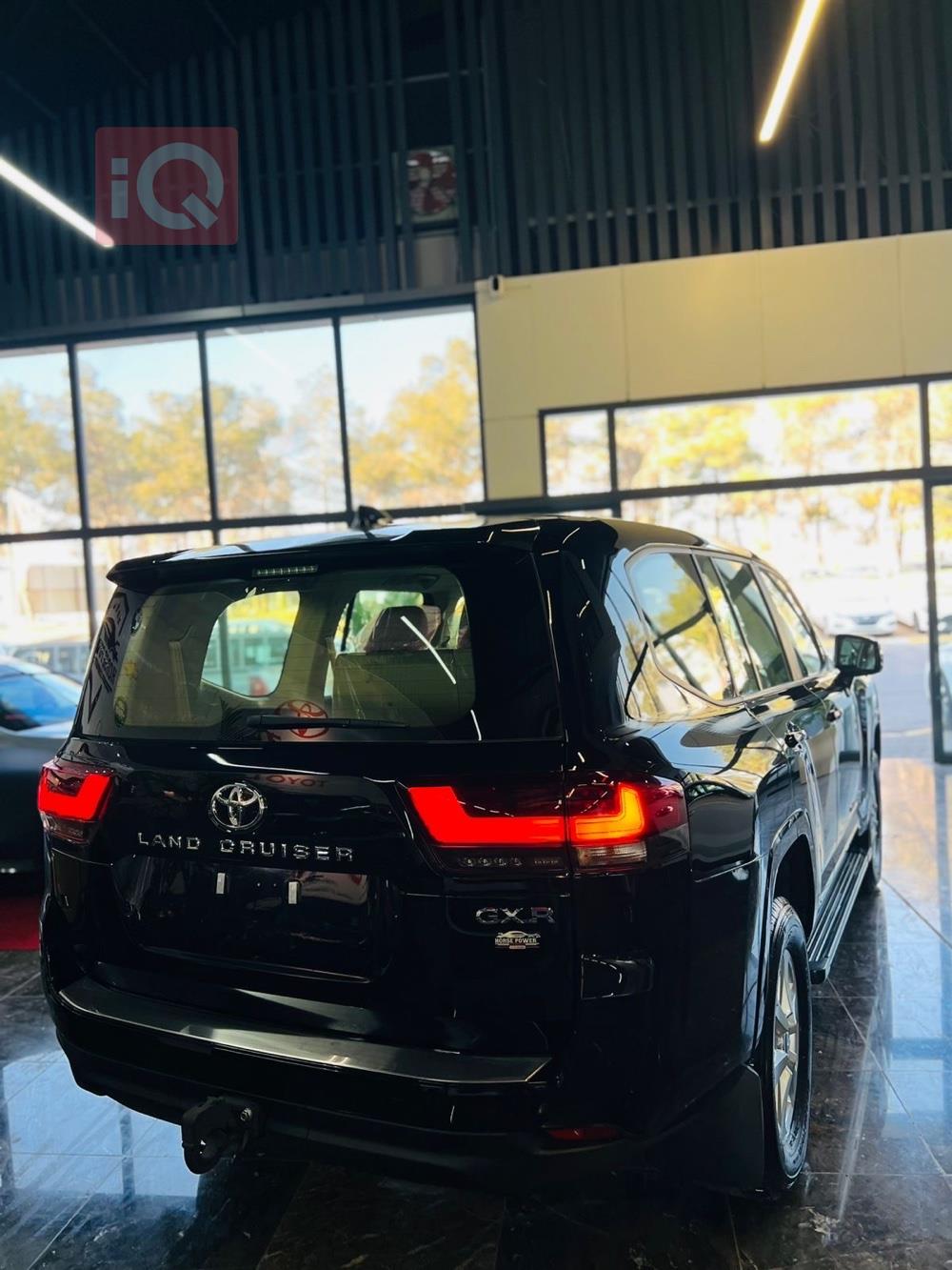 تويوتا لاندكروزر